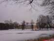 Park w Rudach w tle kosciol - Rudy