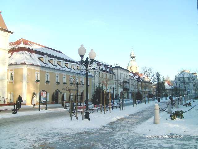 jelenia gora gay singles Gay jelenia gora has a lot to offer we know all the top cities and best places to party check out our personals and find someone nearby right now. jelenia gora gay singles Gay jelenia gora has a lot to offer we know all the top cities and best places to party check out our personals and find someone nearby right now.