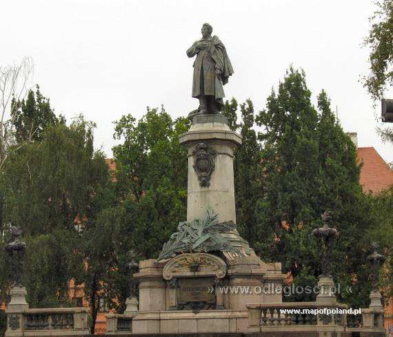 Adam Mickiewicz Monument - Warszawa