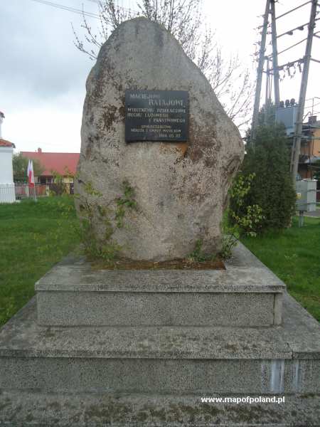 Maciej Rataj Monument in Nowodworce - Photo 1/2